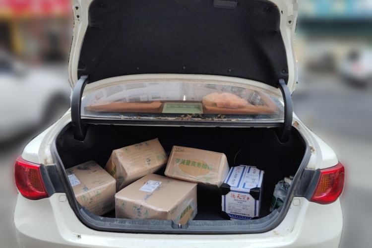 Used Toyota Reiz 2010 2.5V Fengdu Elite Edition Trunk