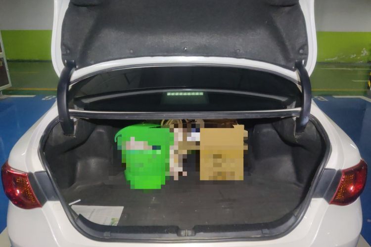 Used Toyota Reiz 2010 2.5V Fashion Elite Edition Trunk