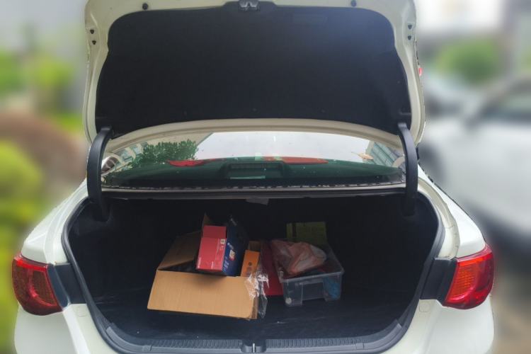 Used Toyota Reiz 2010 2.5V Fashion Elite Edition Trunk