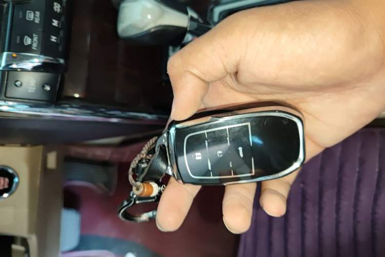 Used Toyota Reiz 2010 2.5S Fengdu Jinghua Edition Vehicle Key