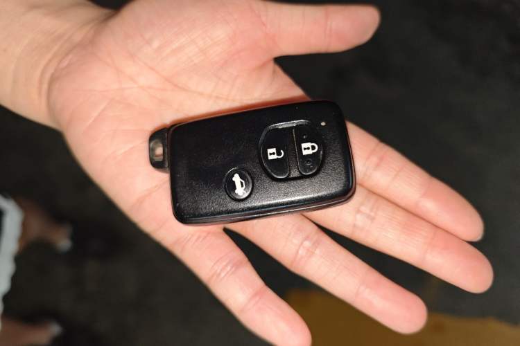 Used Toyota Reiz 2010 2.5V Fengdu Elite Edition Vehicle Key