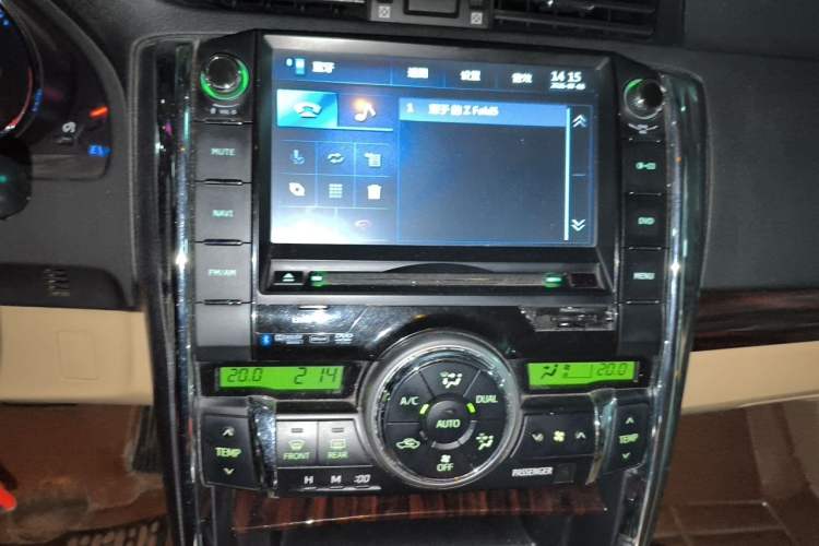 Used Toyota Reiz 2012 2.5V Fengdu Elite Stylish Edition Audio And AC Panel