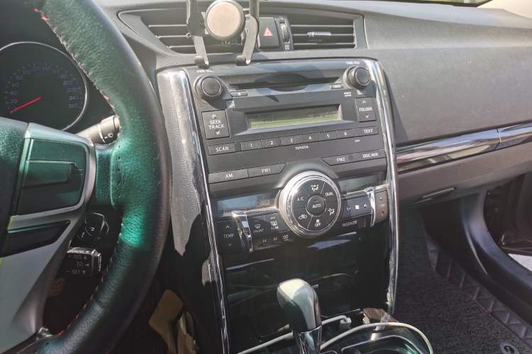 Used Toyota Reiz 2012 2.5V Fengdu Elite Stylish Edition Audio And AC Panel