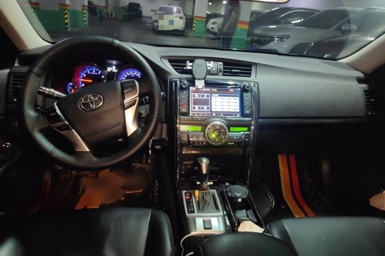 Used Toyota Reiz 2012 2.5V Fengdu Elite Stylish Edition Center Console