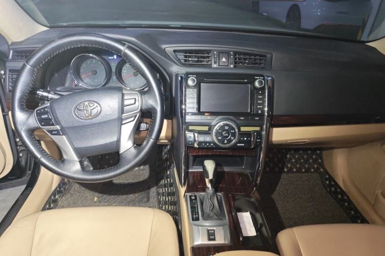 Used Toyota Reiz 2012 2.5V Fengdu Elite Stylish Edition Center Console