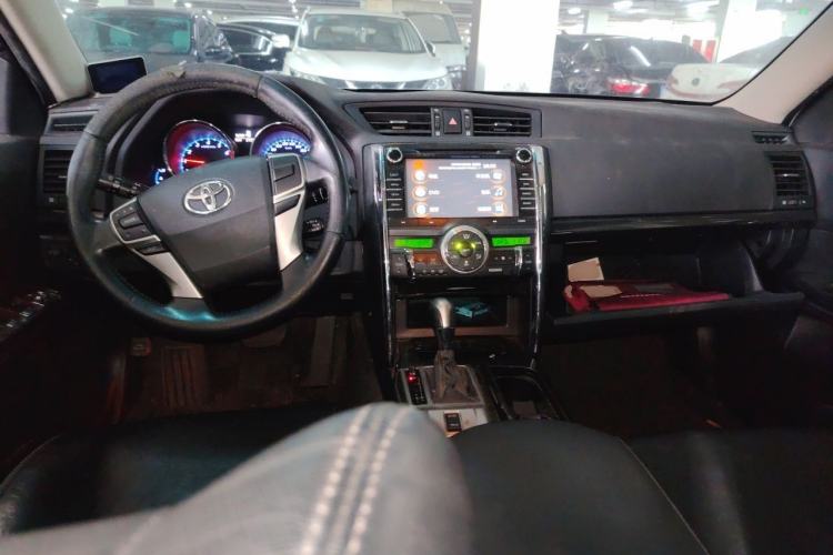 Used Toyota Reiz 2012 2.5V Fengdu Elite Stylish Edition Center Console