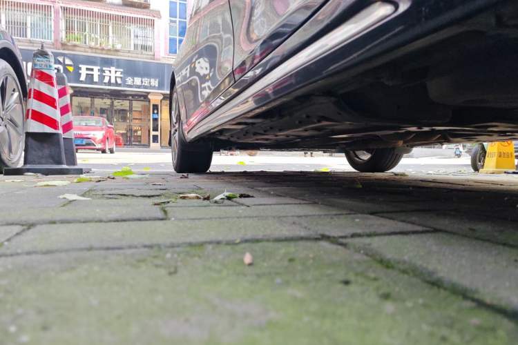 Used Toyota Reiz 2012 2.5V Fengdu Elite Stylish Edition Chassis Rear Left