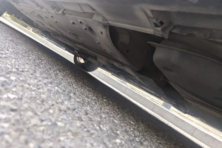 Used Toyota Reiz 2012 2.5V Fengdu Elite Stylish Edition Chassis Rear Left