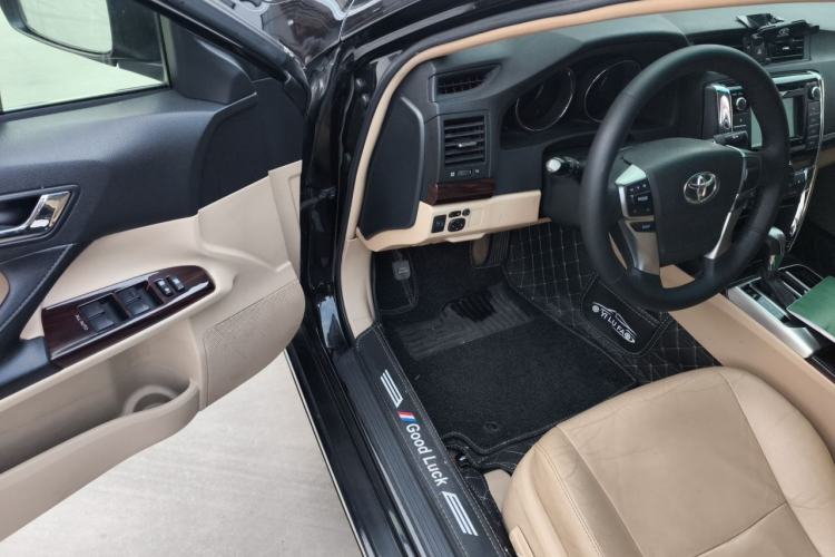 Used Toyota Reiz 2012 2.5V Fengdu Elite Stylish Edition Driver Seat