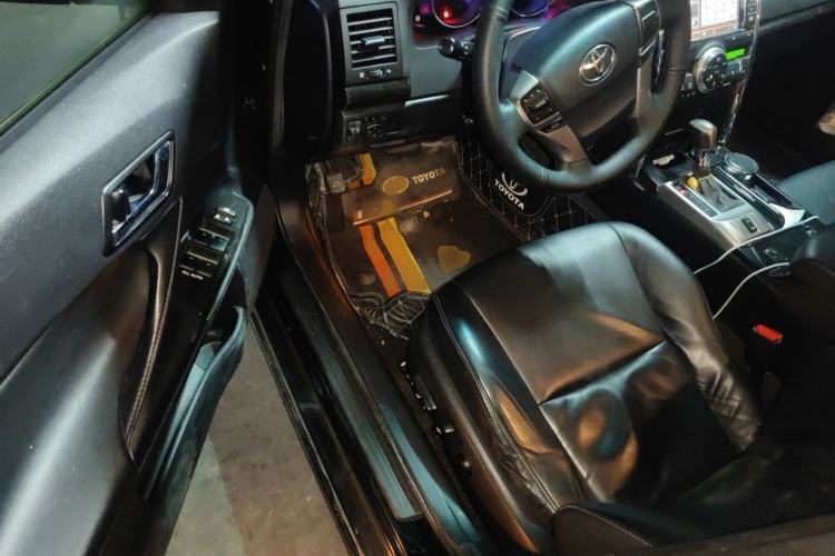 Used Toyota Reiz 2012 2.5V Fengdu Elite Stylish Edition Driver Seat