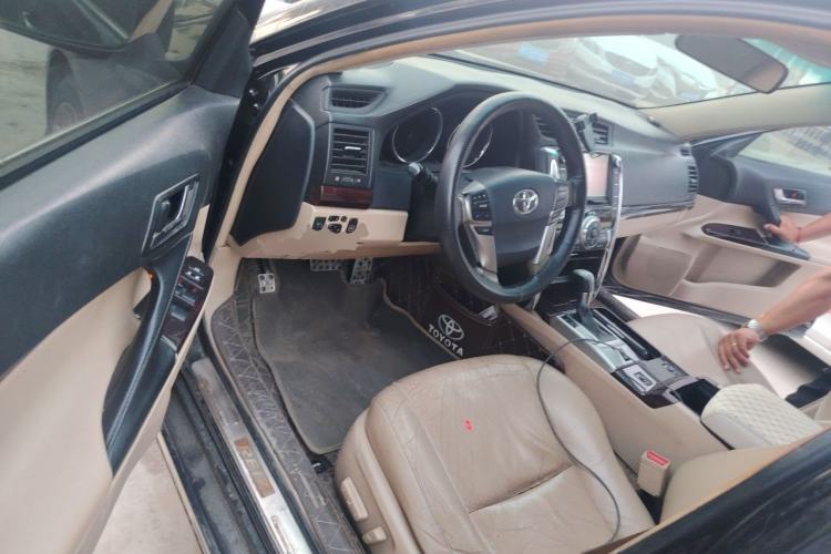 Used Toyota Reiz 2012 2.5V Fengdu Elite Stylish Edition Driver Seat