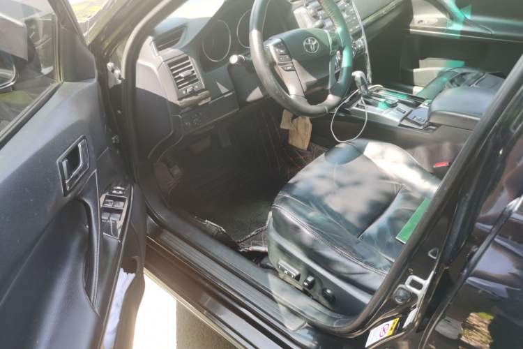 Used Toyota Reiz 2012 2.5V Fengdu Elite Stylish Edition Driver Seat