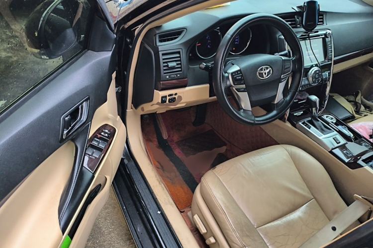 Used Toyota Reiz 2012 2.5V Fengdu Elite Stylish Edition Driver Seat