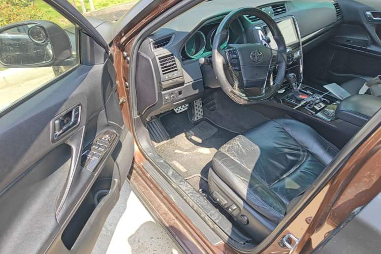 Used Toyota Reiz 2012 2.5V Fengdu Elite Stylish Edition Driver Seat