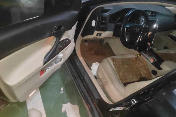 Used Toyota Reiz 2012 2.5V Fengdu Elite Stylish Edition Driver Seat