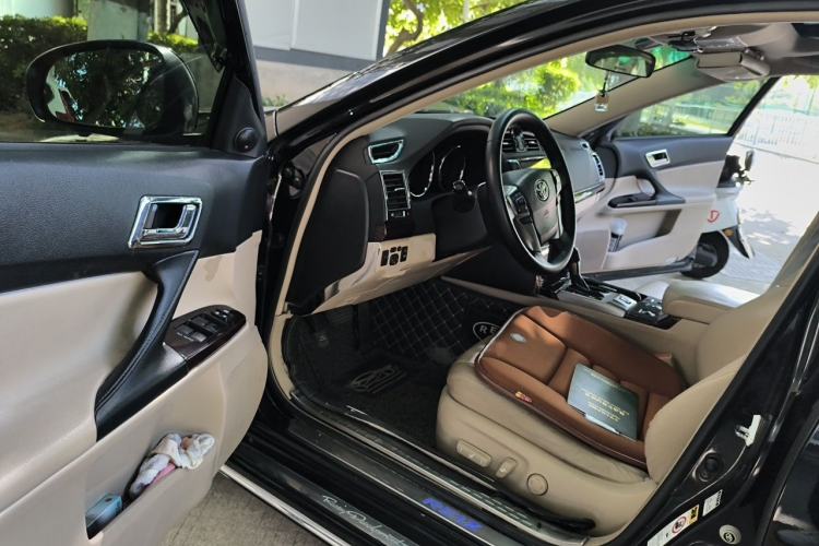 Used Toyota Reiz 2012 2.5V Fengdu Elite Stylish Edition Driver Seat