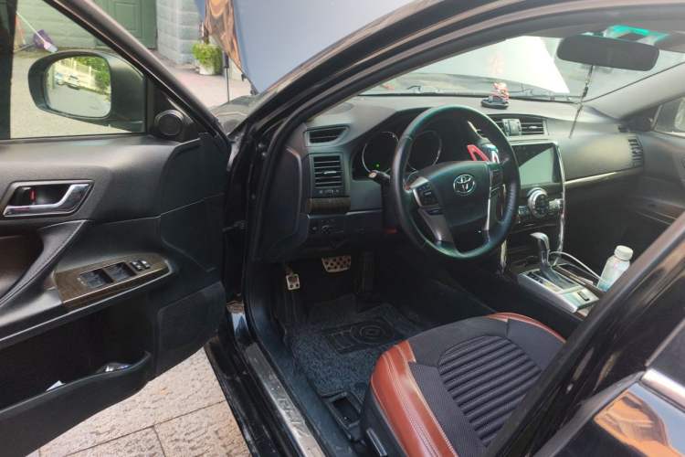 Used Toyota Reiz 2012 2.5V Fengdu Elite Stylish Edition Driver Seat