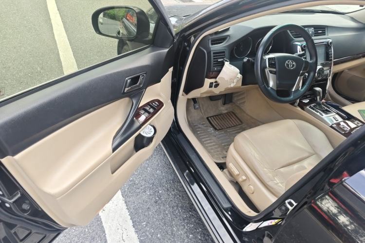 Used Toyota Reiz 2012 2.5V Fengdu Elite Stylish Edition Driver Seat