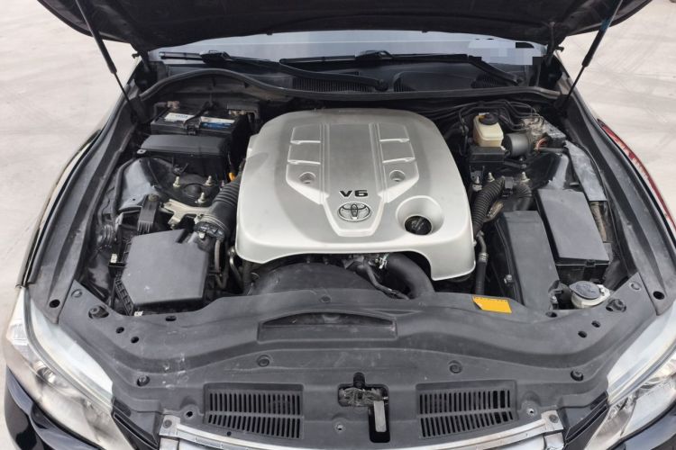 Used Toyota Reiz 2012 2.5V Fengdu Elite Stylish Edition Engine Bay