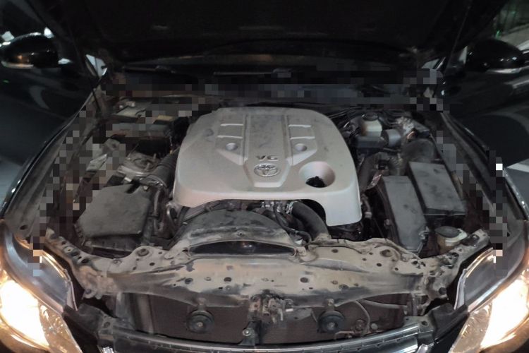 Used Toyota Reiz 2012 2.5V Fengdu Elite Stylish Edition Engine Bay