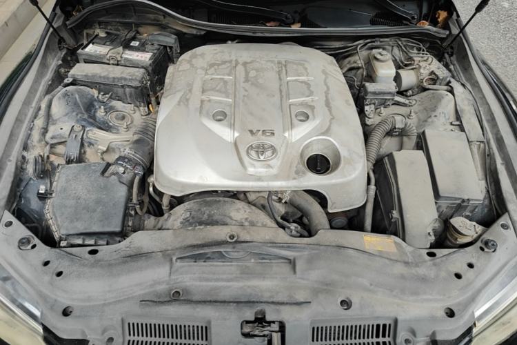 Used Toyota Reiz 2012 2.5V Fengdu Elite Stylish Edition Engine Bay