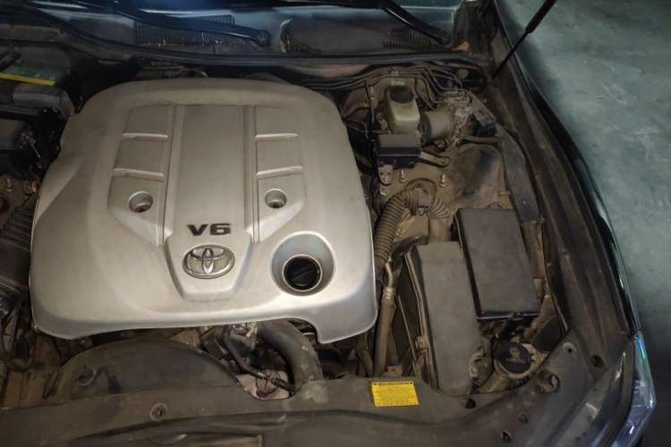 Used Toyota Reiz 2012 2.5V Fengdu Elite Stylish Edition Engine Bay Left