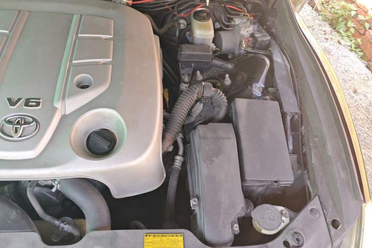Used Toyota Reiz 2012 2.5V Fengdu Elite Stylish Edition Engine Bay Left