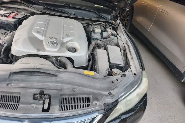 Used Toyota Reiz 2012 2.5V Fengdu Elite Stylish Edition Engine Bay Left