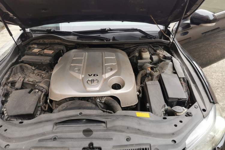 Used Toyota Reiz 2012 2.5V Fengdu Elite Stylish Edition Engine Bay Left