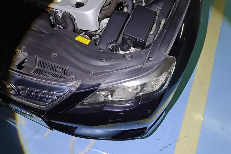 Used Toyota Reiz 2012 2.5V Fengdu Elite Stylish Edition Engine Bay Left