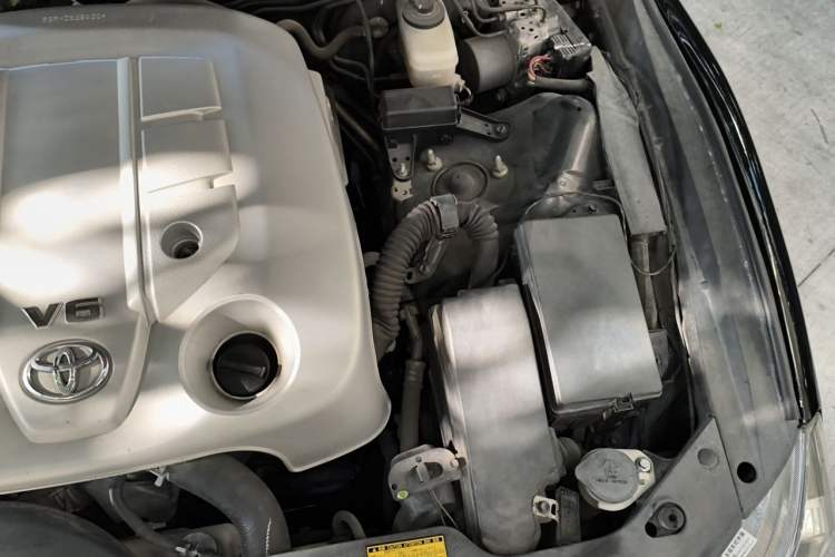 Used Toyota Reiz 2012 2.5V Fengdu Elite Stylish Edition Engine Bay Left