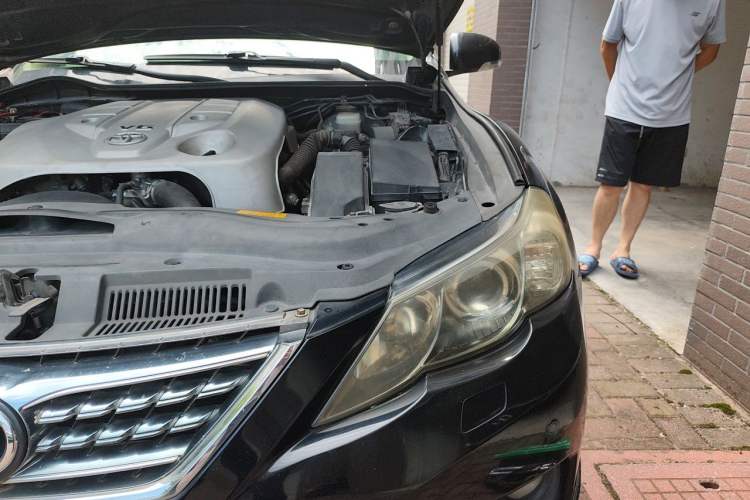 Used Toyota Reiz 2012 2.5V Fengdu Elite Stylish Edition Engine Bay Left