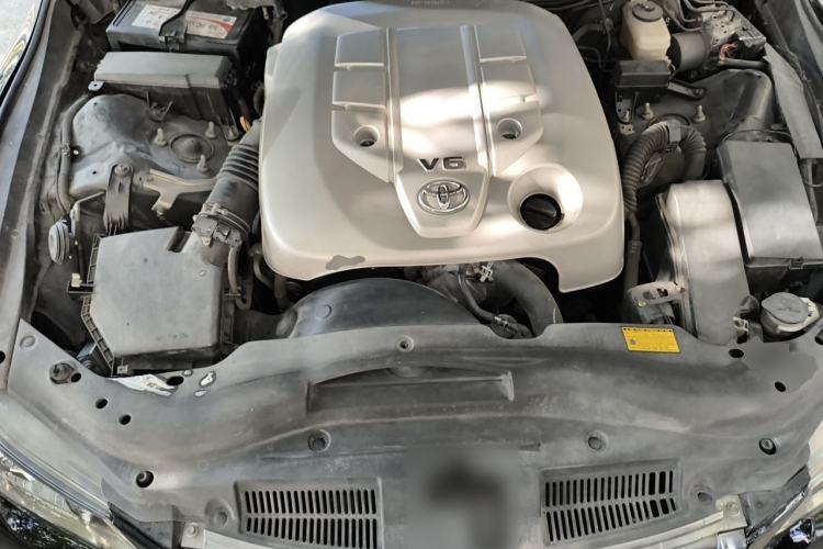 Used Toyota Reiz 2012 2.5V Fengdu Elite Stylish Edition Engine Bay