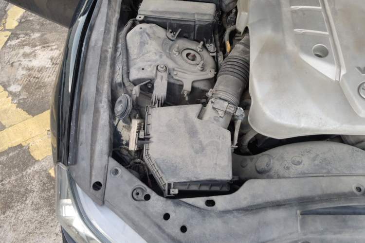 Used Toyota Reiz 2012 2.5V Fengdu Elite Stylish Edition Engine Bay Right