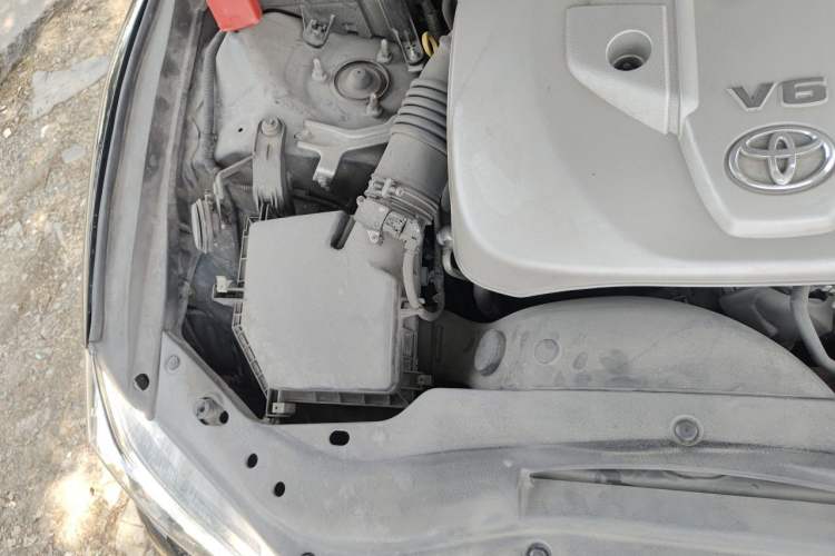 Used Toyota Reiz 2012 2.5V Fengdu Elite Stylish Edition Engine Bay Right