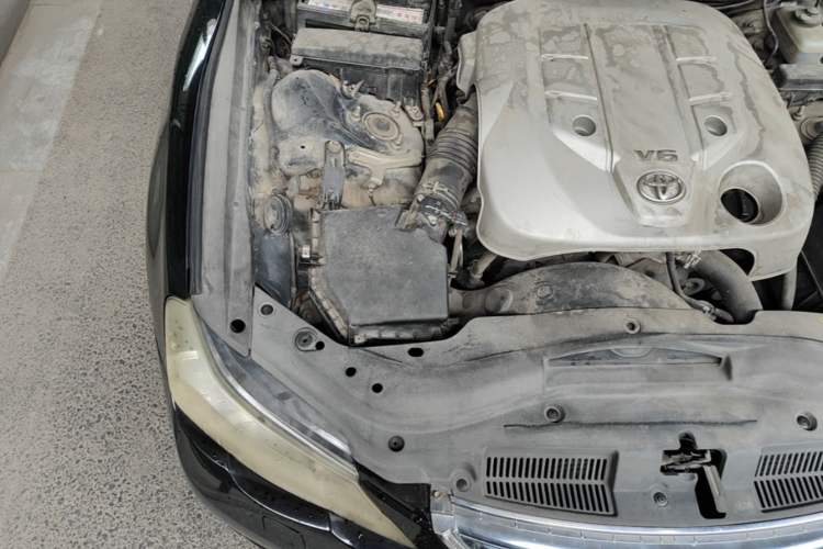 Used Toyota Reiz 2012 2.5V Fengdu Elite Stylish Edition Engine Bay Right