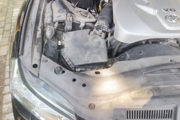 Used Toyota Reiz 2012 2.5V Fengdu Elite Stylish Edition Engine Bay Right