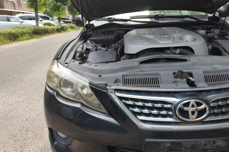 Used Toyota Reiz 2012 2.5V Fengdu Elite Stylish Edition Engine Bay Right