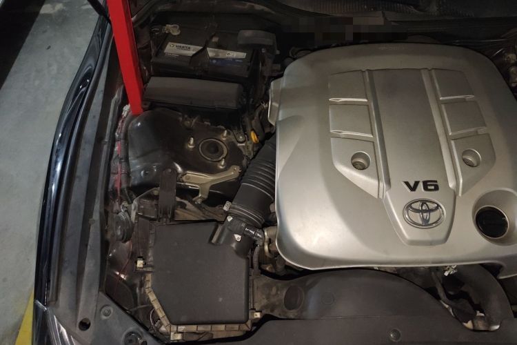 Used Toyota Reiz 2012 2.5V Fengdu Elite Stylish Edition Engine Bay Right