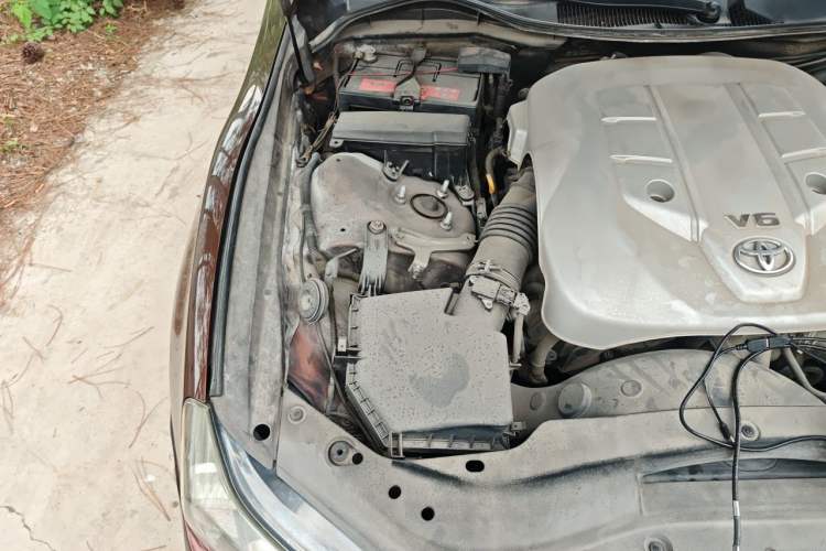 Used Toyota Reiz 2012 2.5V Fengdu Elite Stylish Edition Engine Bay Right