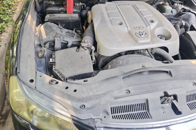 Used Toyota Reiz 2012 2.5V Fengdu Elite Stylish Edition Engine Bay Right