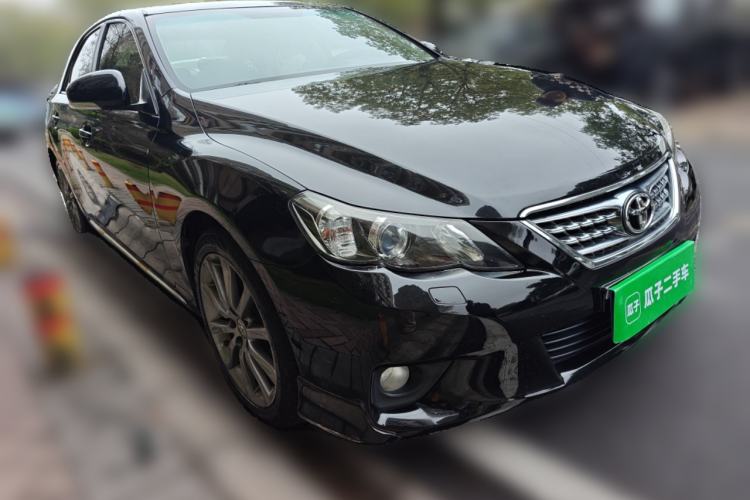 Used Toyota Reiz 2012 2.5V Fengdu Elite Stylish Edition Front Right 45 Deg