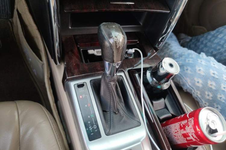 Used Toyota Reiz 2012 2.5V Fengdu Elite Stylish Edition Gear Lever