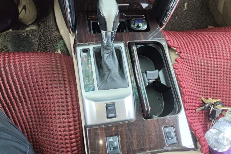 Used Toyota Reiz 2012 2.5V Fengdu Elite Stylish Edition Gear Lever
