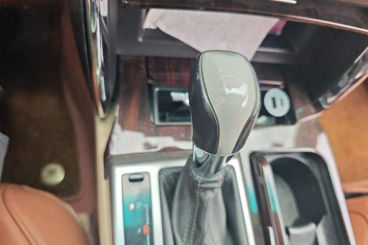 Used Toyota Reiz 2012 2.5V Fengdu Elite Stylish Edition Gear Lever