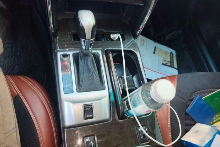 Used Toyota Reiz 2012 2.5V Fengdu Elite Stylish Edition Gear Lever