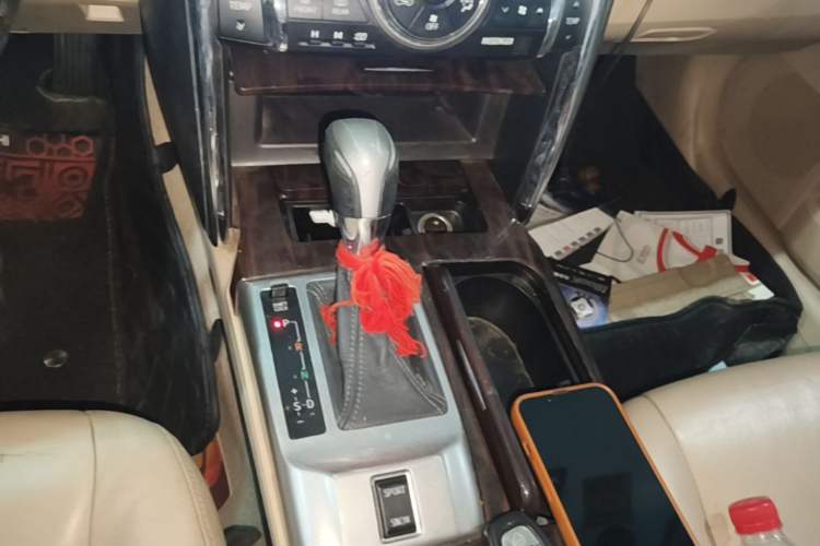 Used Toyota Reiz 2012 2.5V Fengdu Elite Stylish Edition Gear Lever