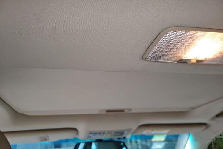 Used Toyota Reiz 2012 2.5V Fengdu Elite Stylish Edition Headliner