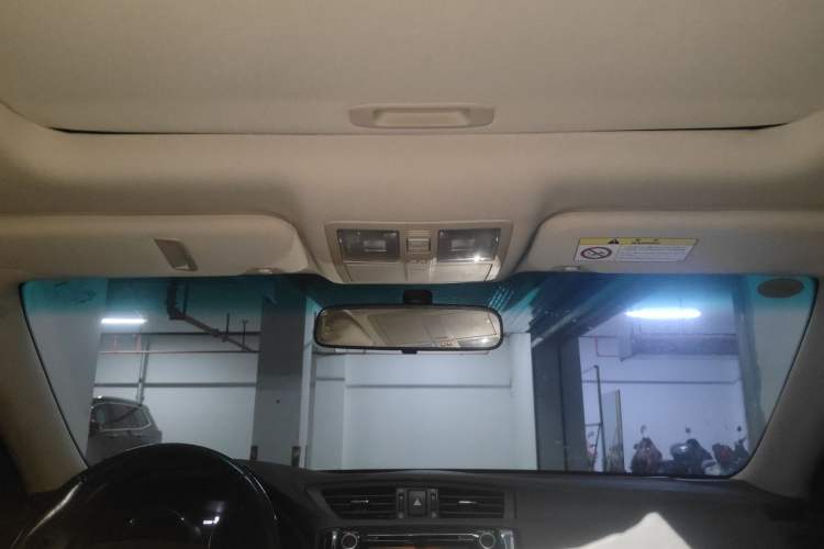 Used Toyota Reiz 2012 2.5V Fengdu Elite Stylish Edition Headliner
