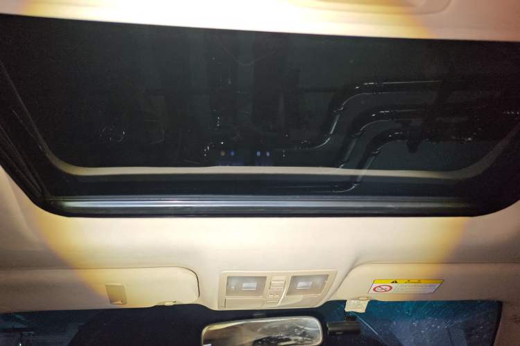 Used Toyota Reiz 2012 2.5V Fengdu Elite Stylish Edition Headliner